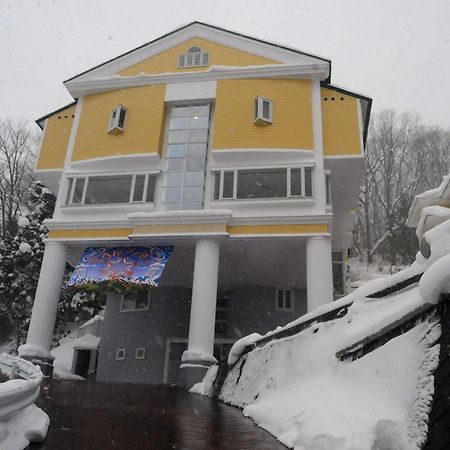 Hotel Bonfire Hakuba Dış mekan fotoğraf
