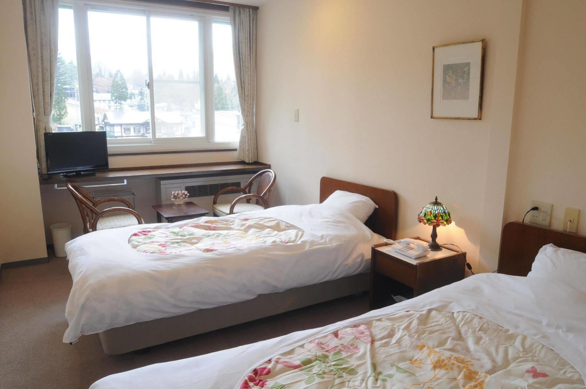 Hotel Bonfire Hakuba Dış mekan fotoğraf