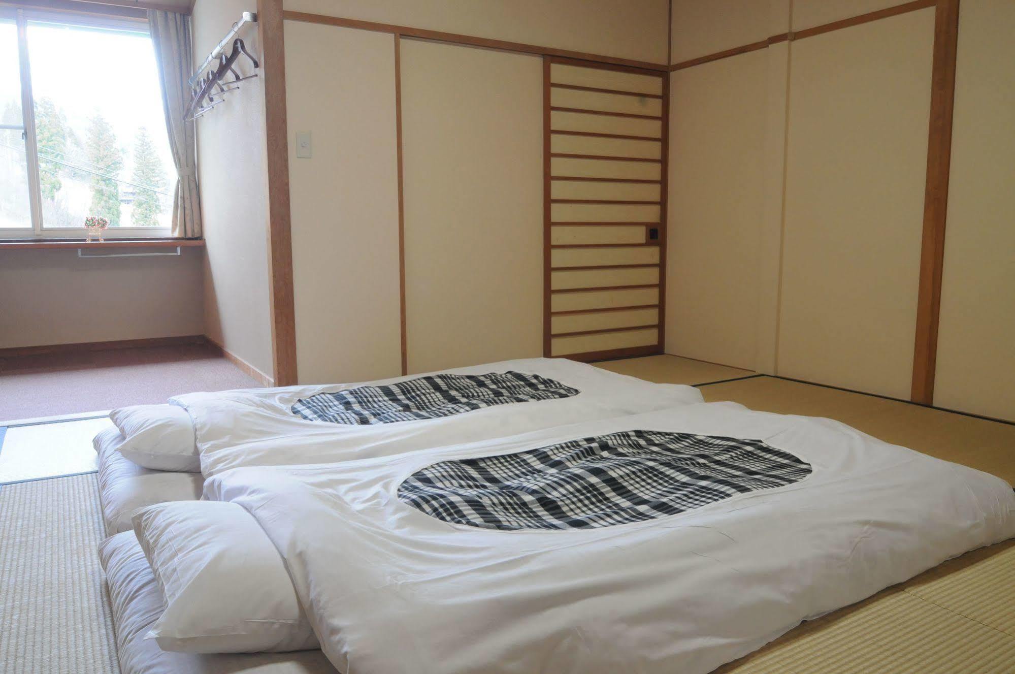 Hotel Bonfire Hakuba Dış mekan fotoğraf